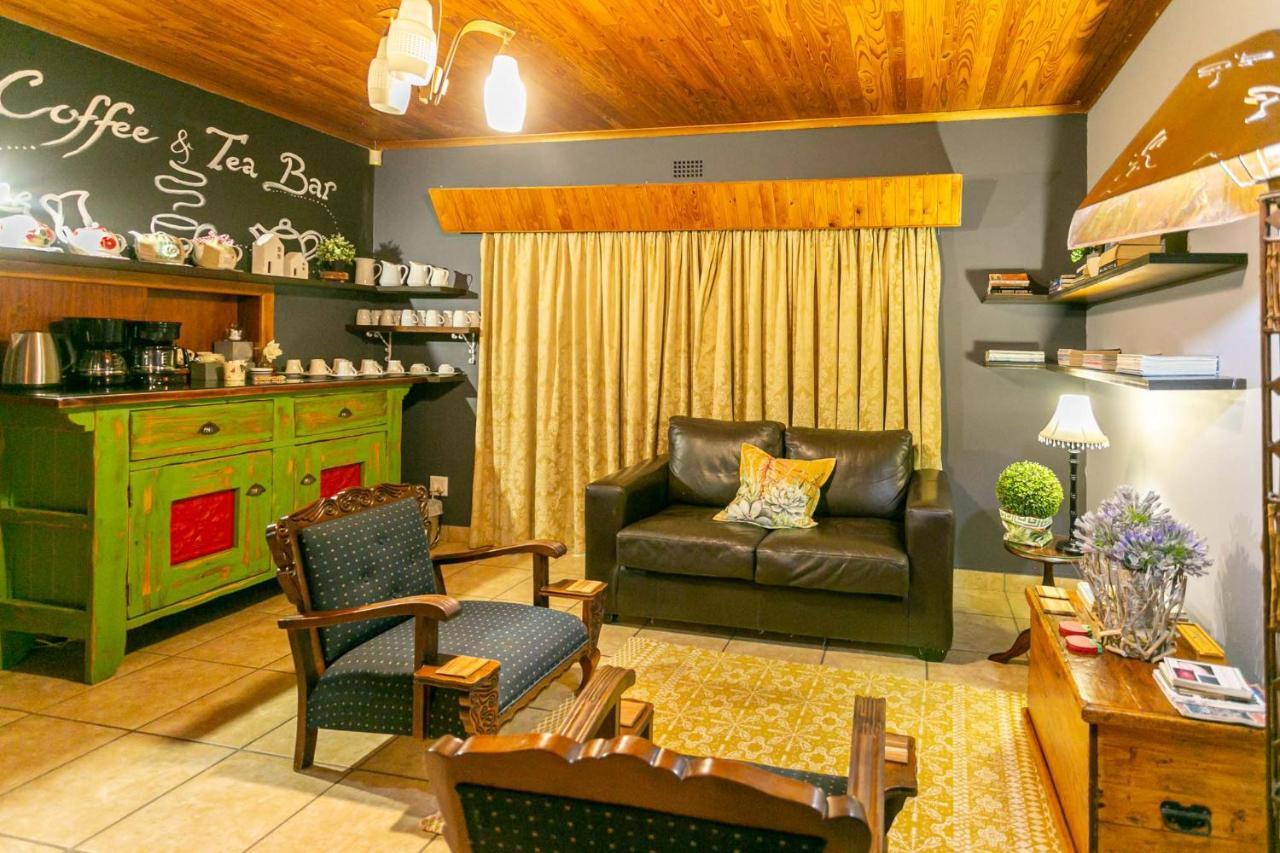 Die Fonteine Country Guesthouse And Glamping เอาท์สโฮร์น ภายนอก รูปภาพ