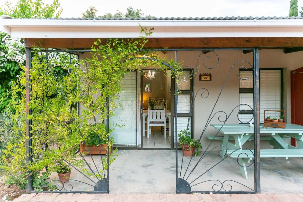Die Fonteine Country Guesthouse And Glamping เอาท์สโฮร์น ภายนอก รูปภาพ