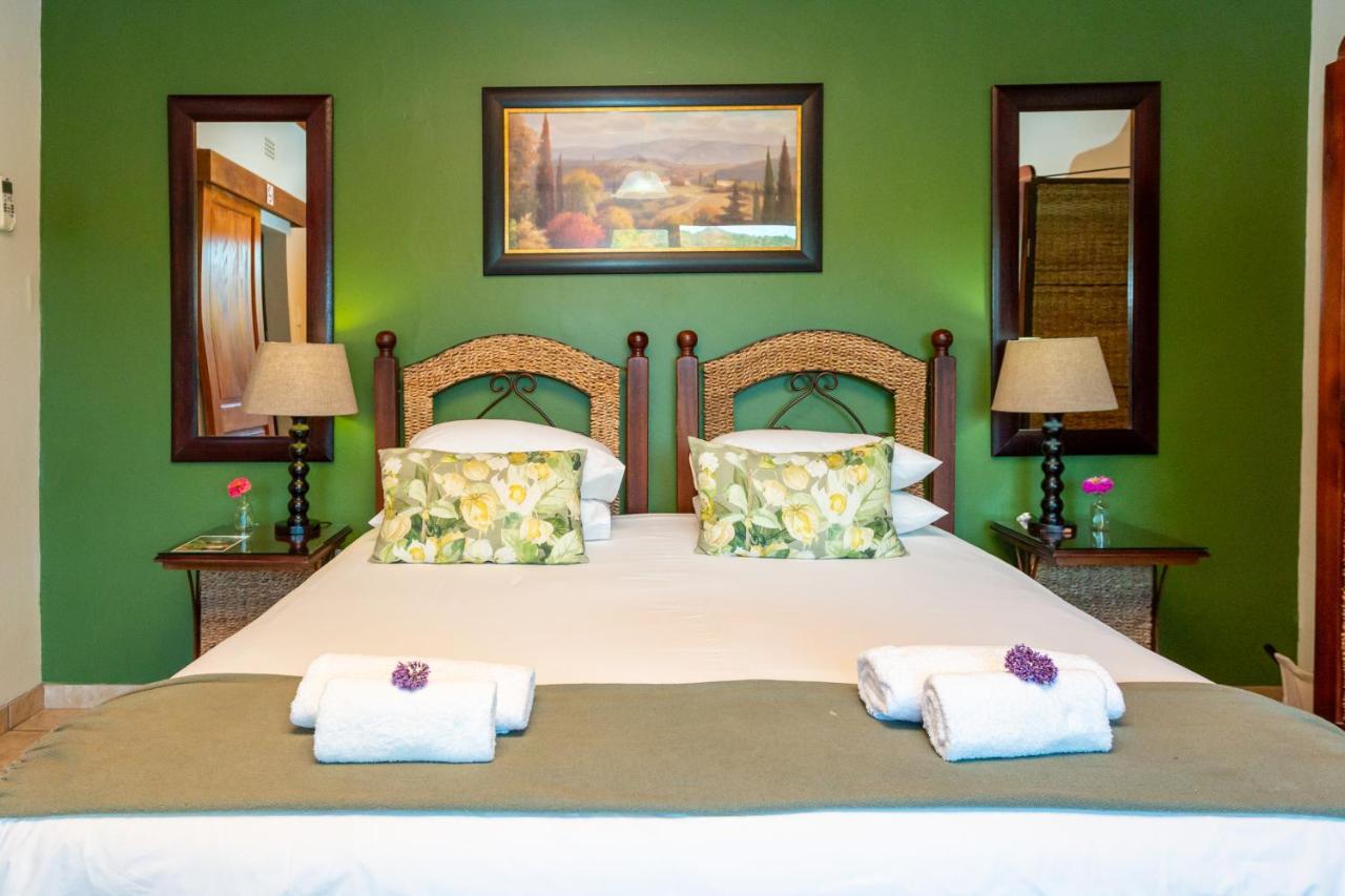 Die Fonteine Country Guesthouse And Glamping เอาท์สโฮร์น ภายนอก รูปภาพ